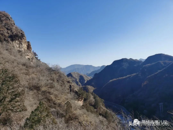 打卡北京最魔幻的寺廟，藏在門頭溝深山裡，看完極為震撼