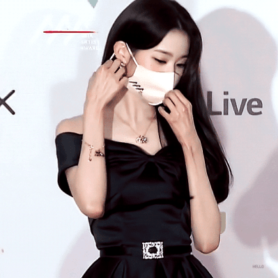 看完韓圈紅毯,才知道女明星的生圖有多內卷 看完韓圈紅毯,才知道女明星的生圖有多內卷