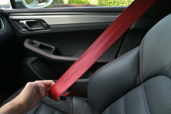 二手保時捷Macan GTS，選裝後超百萬，5年5折購