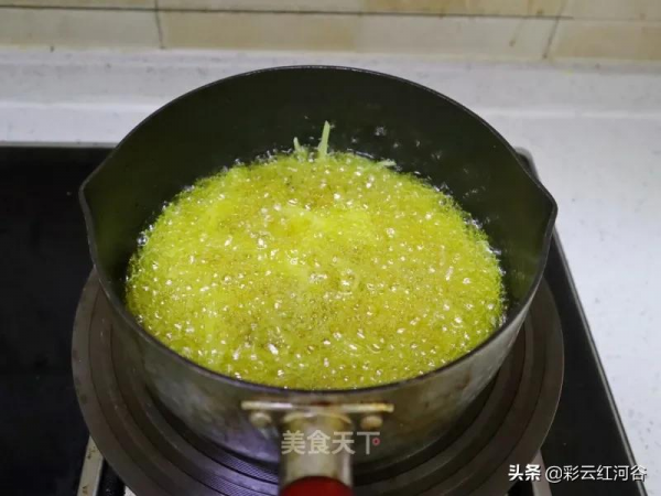 椒麻土豆絲:健康小零食,焦脆焦脆的,一吃就上癮 椒麻土豆絲:健康小零食,焦脆焦脆的,一吃就上癮