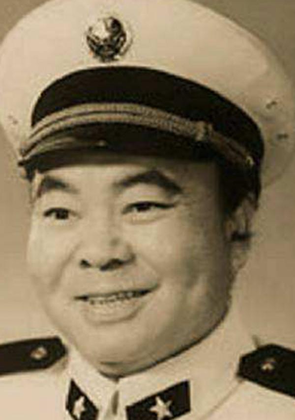 楊國宇：擔任七年海軍副司令，41歲授大校，47歲升少將，享年86歲