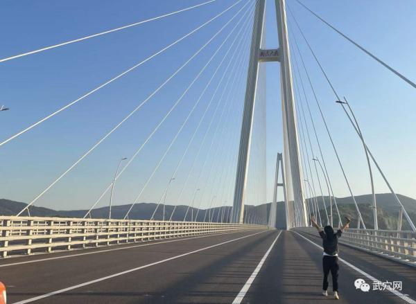 武穴今年流行這樣賞月