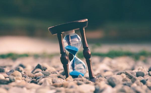 我們越來越愛回憶了,十二首憶舊的詩詞,懷念曾經的美好 我們越來越愛回憶了,十二首憶舊的詩詞,懷念曾經的美好