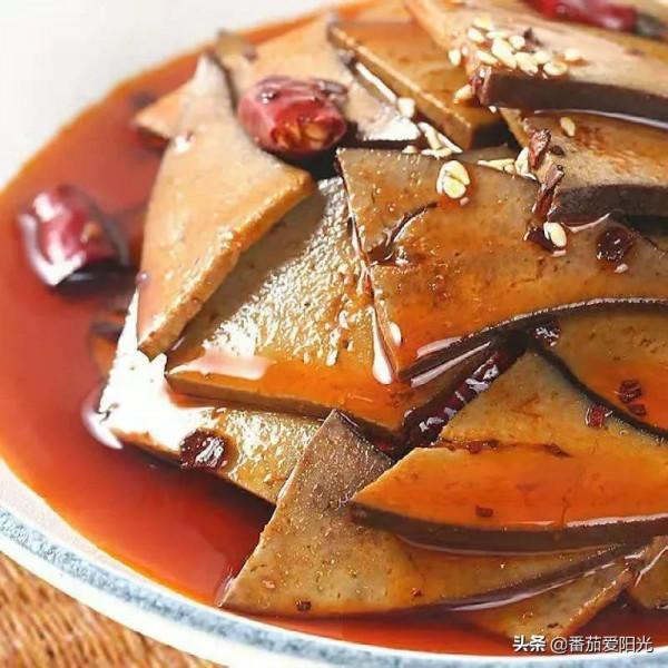 山東鄉村除夕夜，“大戶人家”的十樣下酒小冷盤，你吃過幾樣？