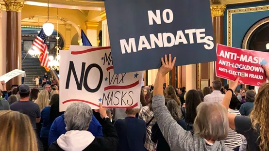 一週熱聞｜中國戰隊EDG奪得2021英雄聯盟全球總決賽冠軍、新冠非疫苗特效藥取得新進展……