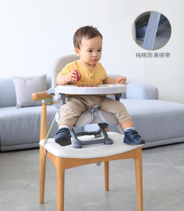 給孩子喂完飯看見這一幕,瞬間不想吃了,“明知道還有人沒吃飯” 給孩子喂完飯看見這一幕,瞬間不想吃了,“明知道還有人沒吃飯”