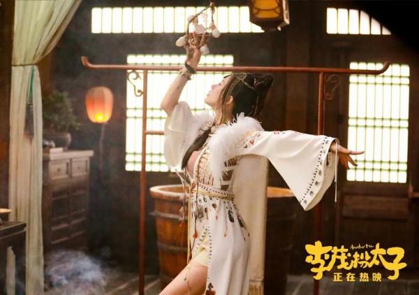 無厘頭喜劇《李茂扮太子》歌好聽,劇一般 無厘頭喜劇《李茂扮太子》歌好聽,劇一般