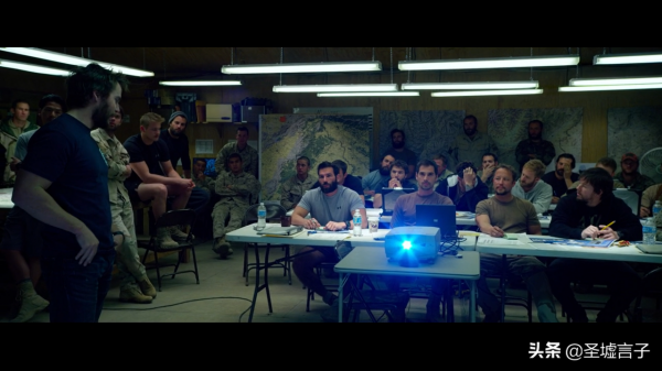 孤獨的倖存者:塔利班圍剿海豹突擊隊,19名精英成員全部犧牲 孤獨的倖存者:塔利班圍剿海豹突擊隊,19名精英成員全部犧牲