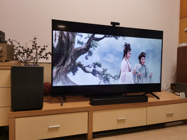 “小”升級,大享受:JBL Bar 2.1 compact 家庭影院體驗 “小”升級,大享受:JBL Bar 2.1 compact 家庭影院體驗