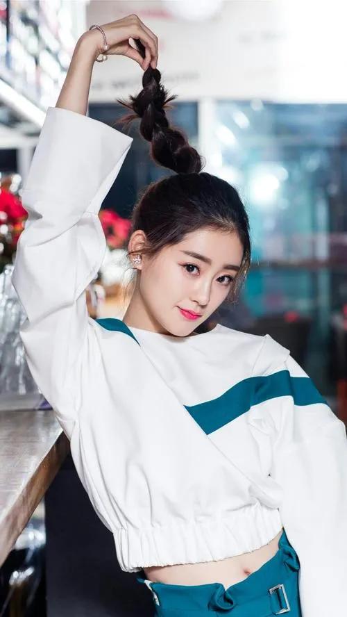 祝緒丹：寶藏女孩，仙氣十足，五官太精緻了