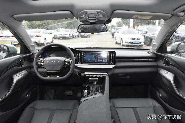 導購 | 十萬預算空間、配置全都要？新寶駿Valli對比長安逸動