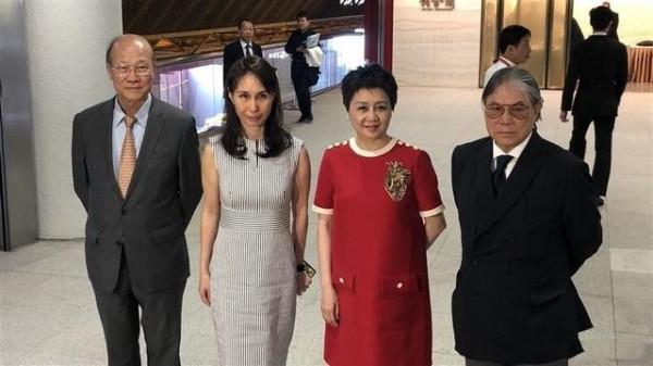 澳博虧損超過30億，梁安琪突然收手不再爭鬥，二房出路究竟在哪？