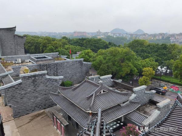 漢EV自駕廣西，放電給車友房車救援，遊覽逍遙樓景區