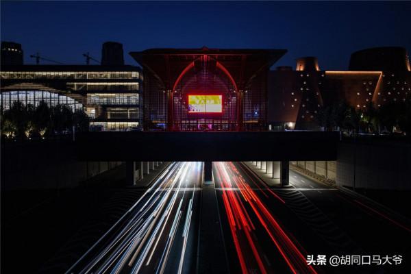 多圖預警！燈光點亮海河岸，國慶首日濱城是這樣的