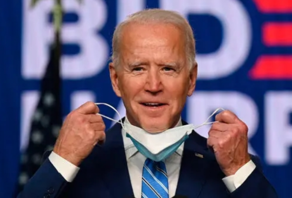 曾被譽為“美國版鍾南山”，福奇現在反咬一口，汙衊中國隱瞞疫情