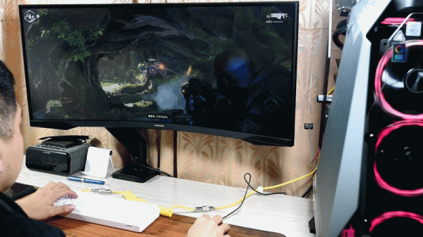 這鍵盤玩上就不想鬆手，平民好價，軸體熱插拔，還有RGB