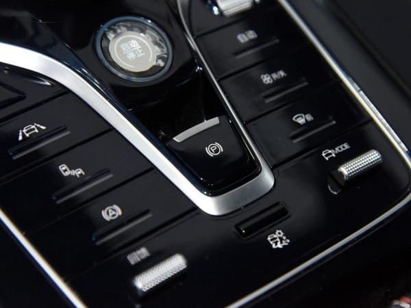 試駕比亞迪秦PLUS EV,十五萬左右最具價效比的純電動 試駕比亞迪秦PLUS EV,十五萬左右最具價效比的純電動