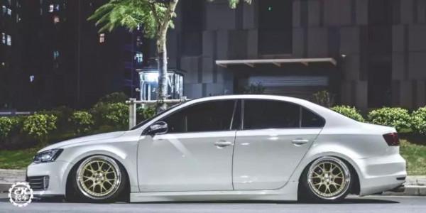 儘管走過不少彎路,但這輛速騰還是被車主改得姿態滿分! 儘管走過不少彎路,但這輛速騰還是被車主改得姿態滿分!