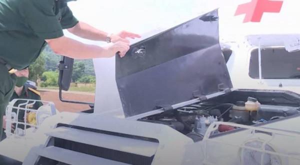 越南將BTR-152裝甲車改成醫療後送車 越南將BTR-152裝甲車改成醫療後送車