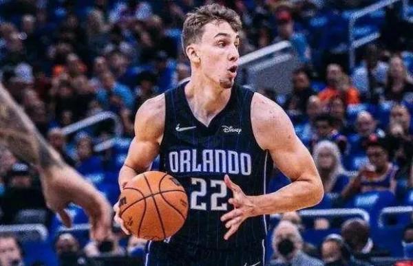 NBA新秀最新排名，火箭格林進步巨大，莫布里穩居第一位