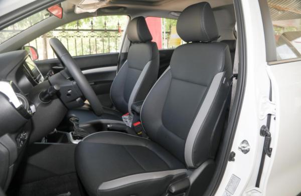 21款奕跑起售價低至6.98萬元，價效比還是比高不過自主品牌