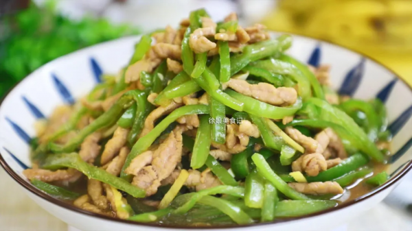 青椒炒肉絲最下飯的做法,肉絲滑嫩青椒爽口,關鍵技巧全在這裡 青椒炒肉絲最下飯的做法,肉絲滑嫩青椒爽口,關鍵技巧全在這裡