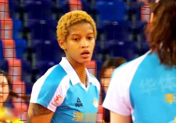 由瓦爾加斯表現來看，中國女排無論誰當主教練，都面臨打法的選擇