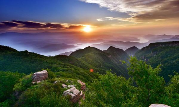 河南最牛景區：一腳踏兩省，一眼看四個城市，你知道這是在哪嗎？