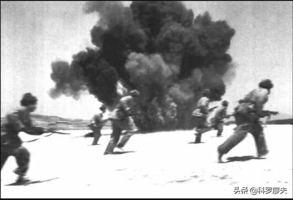 志願軍全靠人海戰術，密集衝鋒？美軍：這是臆想，毫無軍事常識