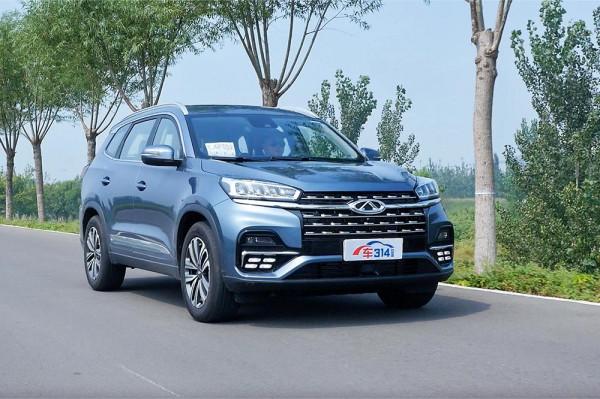 試駕瑞虎8鯤鵬版:動力感受足夠讓人驚喜 細節設計也沒落下 試駕瑞虎8鯤鵬版:動力感受足夠讓人驚喜 細節設計也沒落下