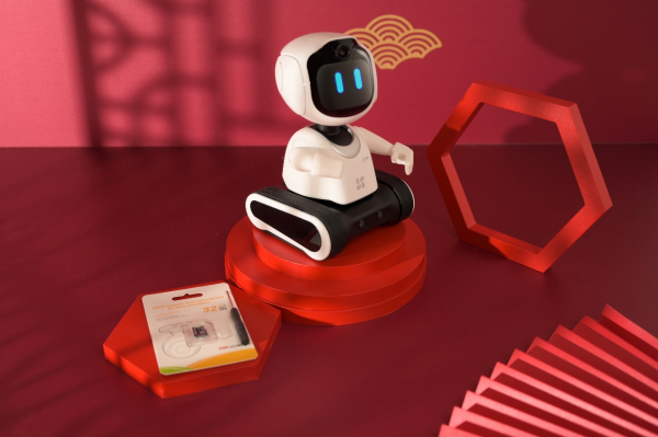 螢石網路推出螢寶虎年賀歲禮盒 把智慧科技送給娃