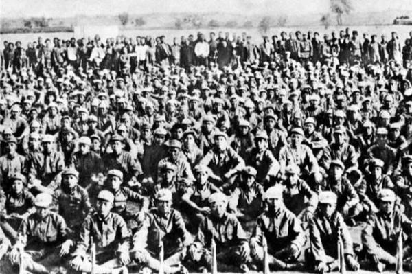 紅16師長為救妻子叛逃，後加入解放軍，陳毅：將功折罪，既往不咎