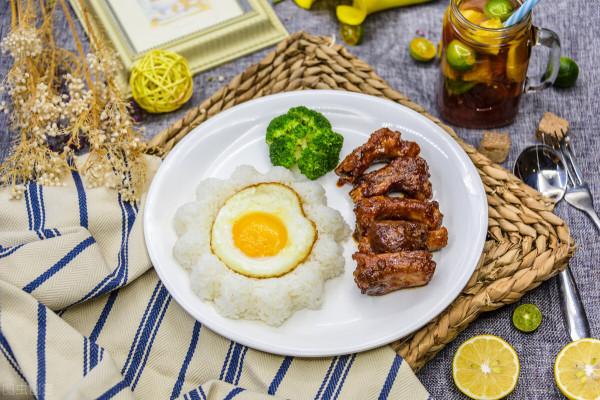 只感動了自己，毫無意義