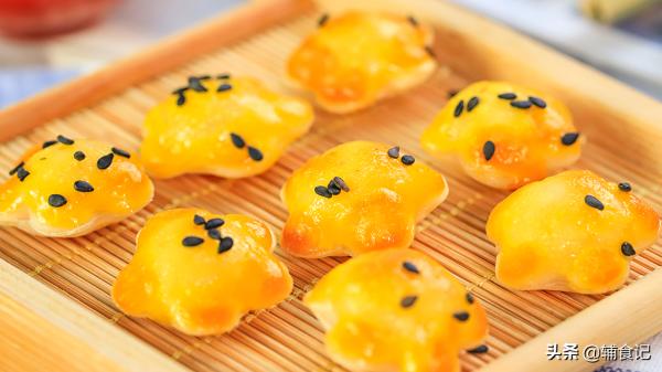 香酥脆嫩的小蝦餃,一口補鈣2口護眼,不擀皮不油炸,做起來超簡單! 香酥脆嫩的小蝦餃,一口補鈣2口護眼,不擀皮不油炸,做起來超簡單!