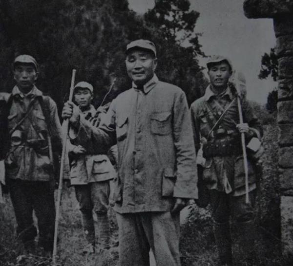 主持解放臺灣島戰役，粟裕推薦了林總、劉帥，為何沒推薦一野彭總