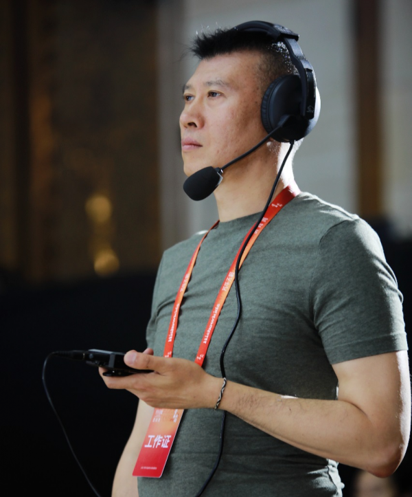 八大男神之—顏值與才華並存的國際超模