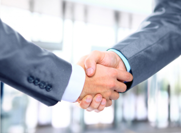 東北農村大媽賣玉米成功逆襲，帶動1000餘人就業，年收入過千萬