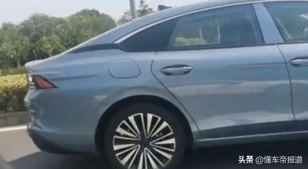 新車 | 無框車門+車內雙聯屏，上汽大眾全新凌渡有望明年1月底釋出