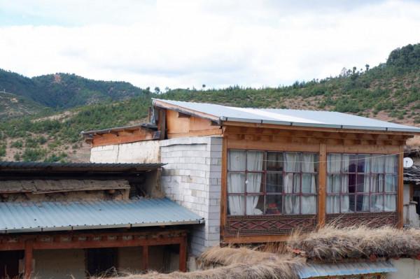 雲南一個村子被4A景區包圍,進村就要買票,村中建起5星級酒店 雲南一個村子被4A景區包圍,進村就要買票,村中建起5星級酒店
