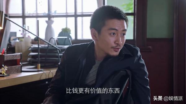 《突圍》中的秦小衝，原以為是王炸，沒想到卻是敗筆，可惜陳曉了