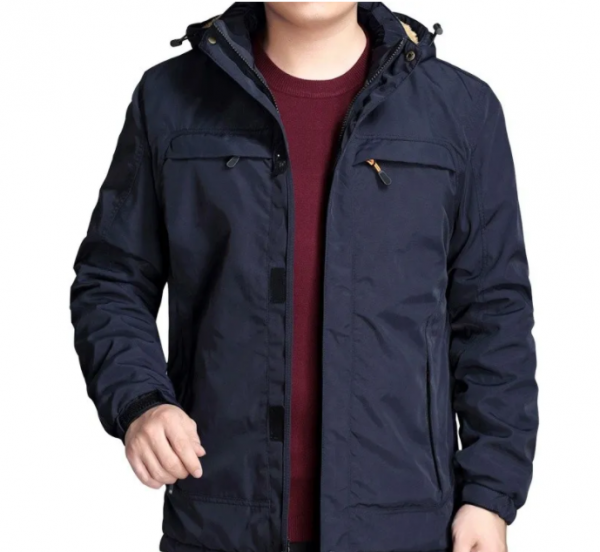 除夕晚上，建議穿上這棉服，比小西裝還氣派，60後男人穿賊體面