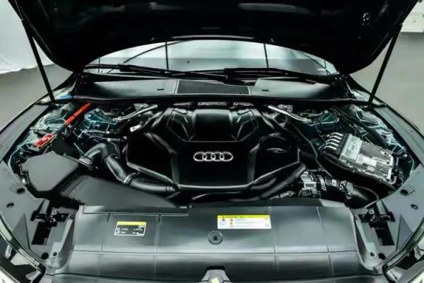 一週十大汽車要聞 2021.9.20 新款戰神GT-R釋出,國產奧迪A7L預售 一週十大汽車要聞 2021.9.20 新款戰神GT-R釋出,國產奧迪A7L預售