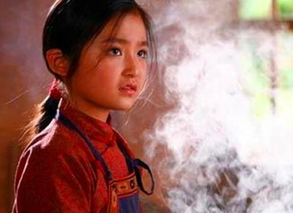 新中國女少將李貞，回鄉探親遇曾毒打自己的前夫，她是如何做的？