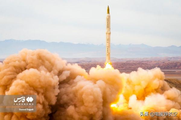 目標是以色列核中心！伊朗演練彈道導彈叢集突擊，靶子太有指向性