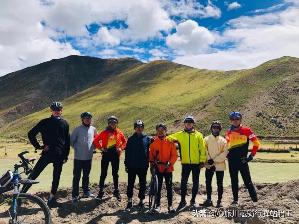 騎行川藏線也有平平無奇的風景，抵達“72拐”腳下--邦達鎮