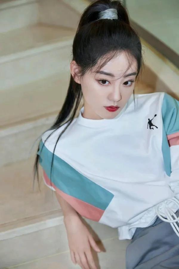 祝緒丹運動穿搭