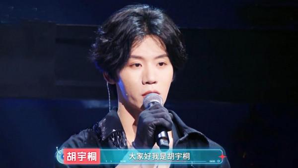 《閃光的樂隊》名場面不斷，張碧晨成人之美，3大流量憑實力翻盤