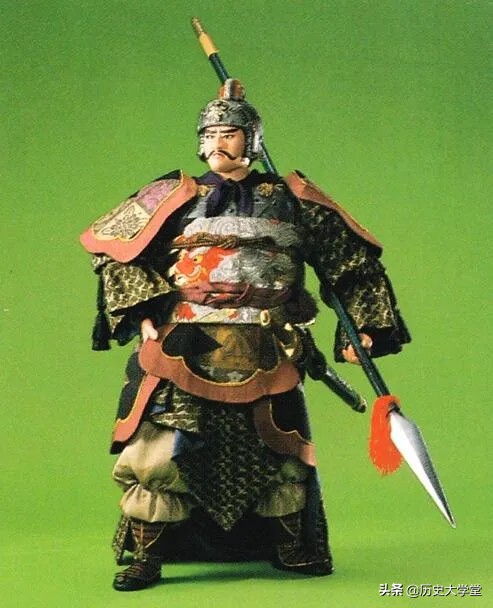 三國亂戰，為什麼沒有外族入侵呢，是誰在鎮守邊疆