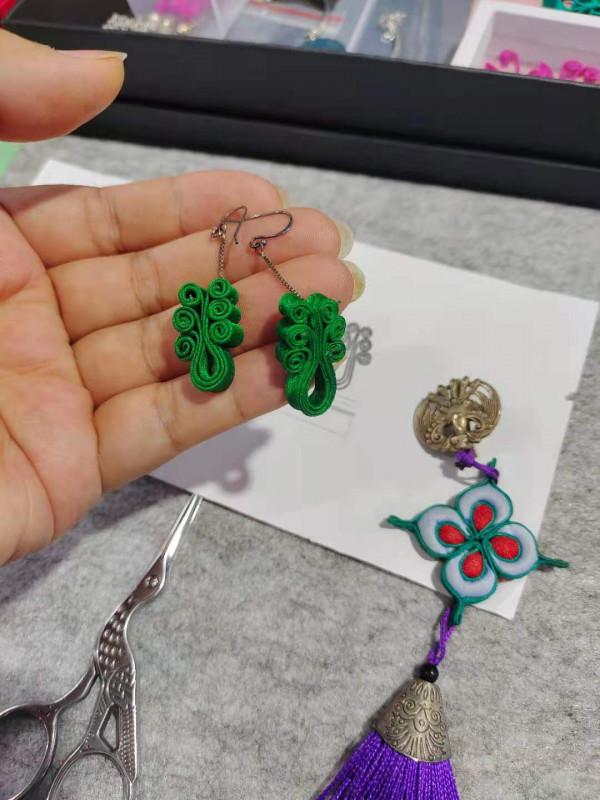 傳統文化元素有多萌?服貿會上大開眼界 傳統文化元素有多萌?服貿會上大開眼界