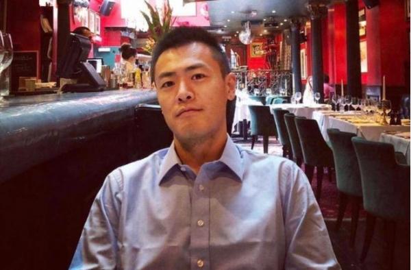 身家300億劉鑾雄長子,卻鍾情相貌平凡的女人,他到底想要什麼? 身家300億劉鑾雄長子,卻鍾情相貌平凡的女人,他到底想要什麼?